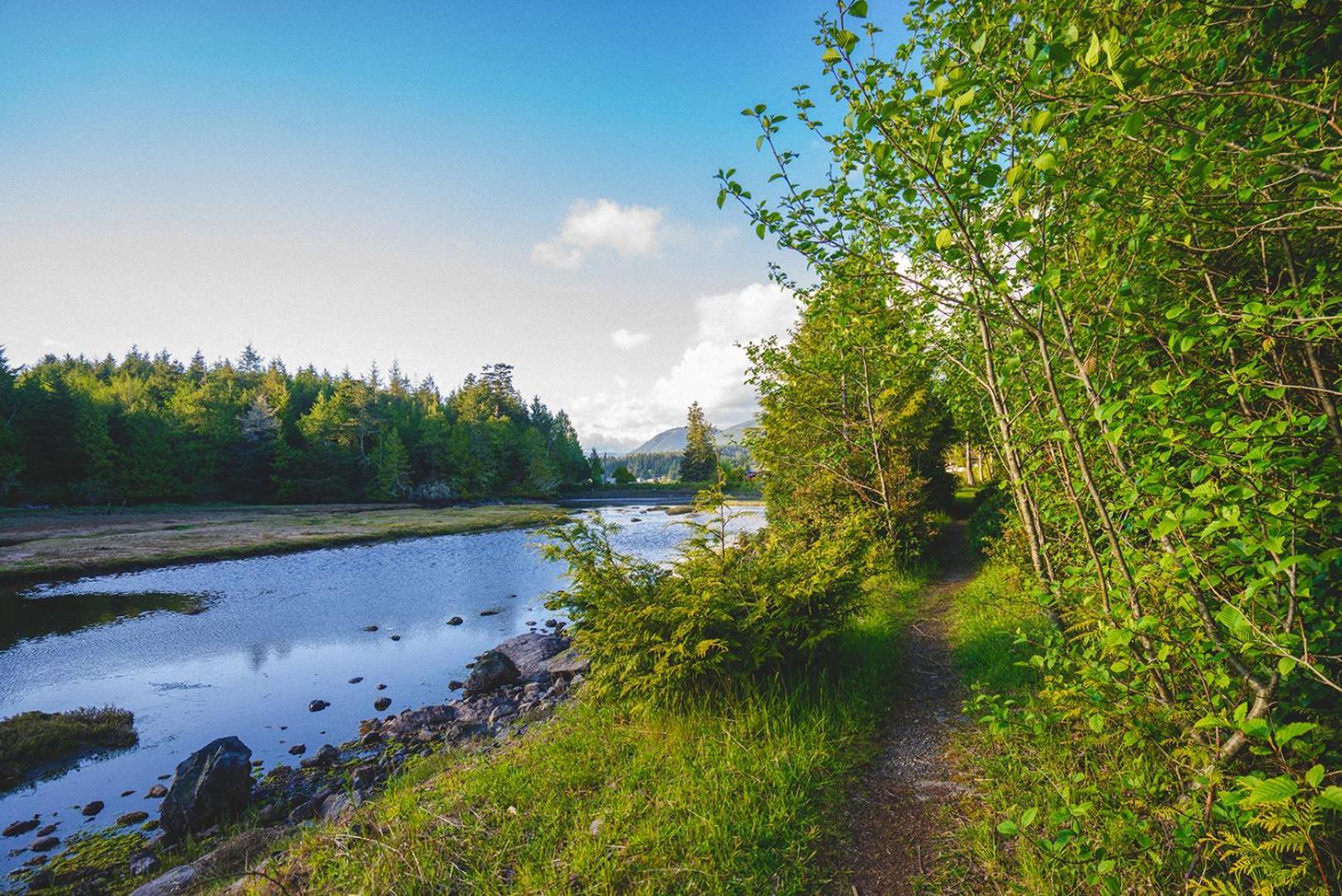 Hyphocus Inn Ucluelet Zewnętrze zdjęcie